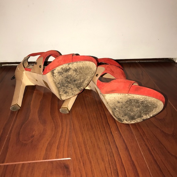 Orange heels - Picture 4 of 5